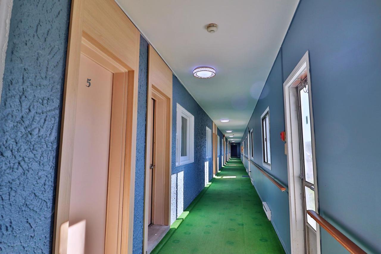 Bestliving Motel Washago Exteriör bild