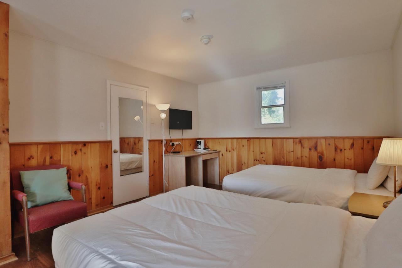 Bestliving Motel Washago Exteriör bild